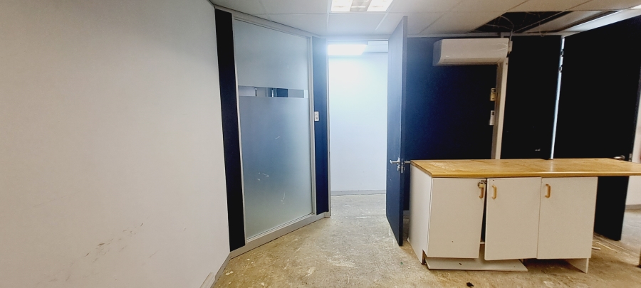 To Let commercial Property for Rent in Bo Oakdale Western Cape
